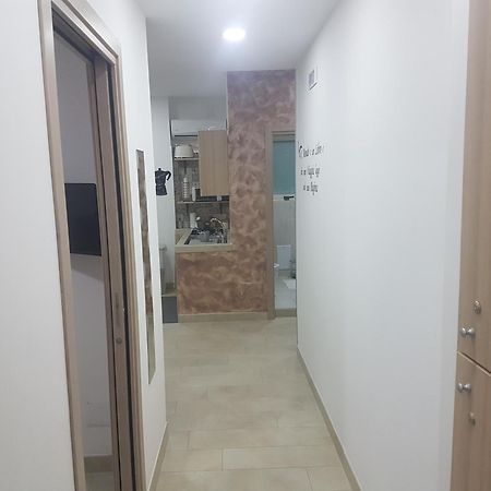 Appartamento Reginahouse Napoli Esterno foto
