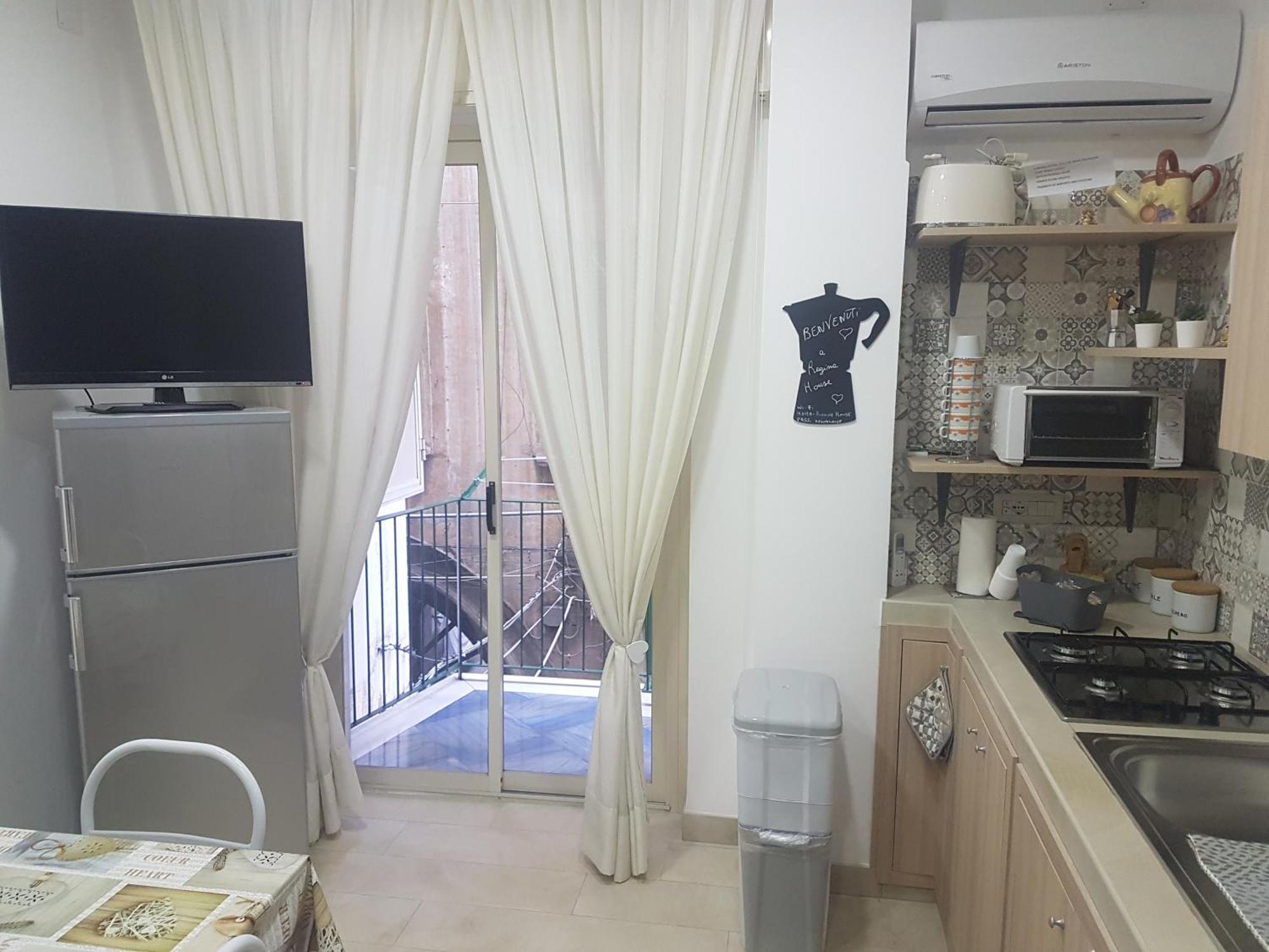 Appartamento Reginahouse Napoli Esterno foto