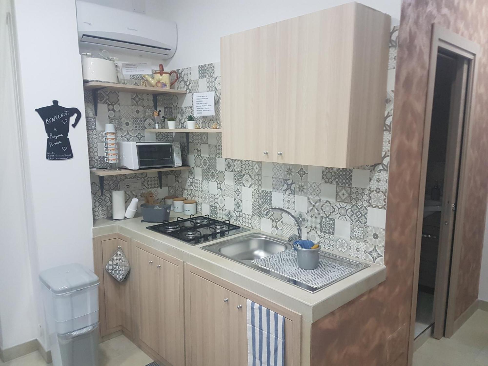 Appartamento Reginahouse Napoli Esterno foto